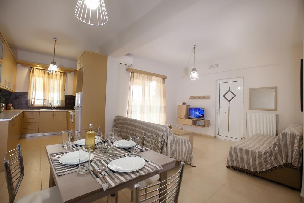 Petra Thea Apartments 2 Kalamata Luaran gambar
